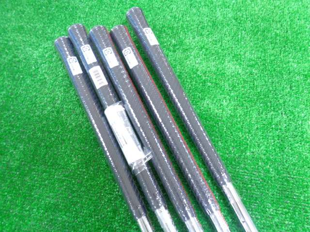 中古 ONOFF FORGED KURO 2026 5本アイアンセット ゴルフ用品