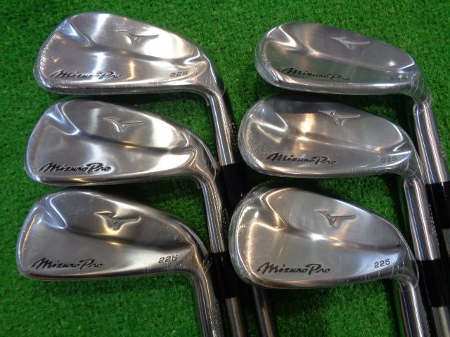 中古ゴルフ Mizuno Pro 225 6本の写真