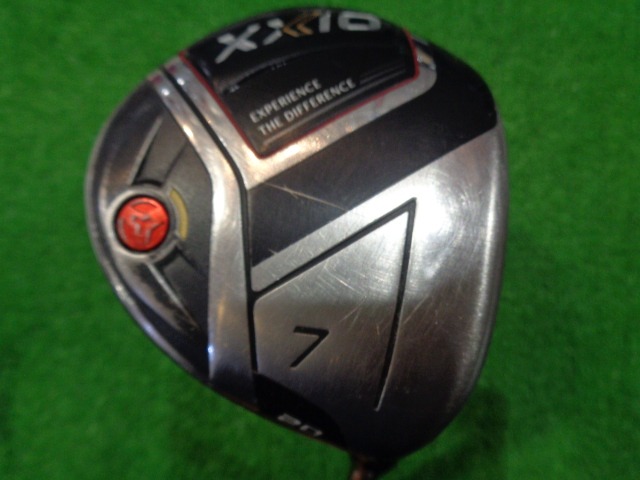 中古ゴルフ ゼクシオ2020 Red 7W 20°の写真