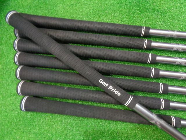 中古 スリクソンZX4 Mk II 8本アイアンセット ゴルフ用品