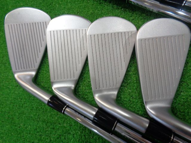 中古 スリクソンZX4 Mk II 8本アイアンセット ゴルフ用品
