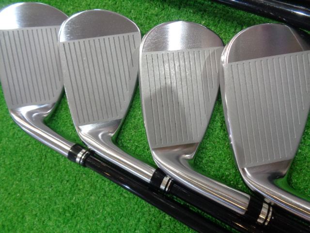 中古 マジェスティCONQUEST 2022 8本アイアンセット ゴルフ用品