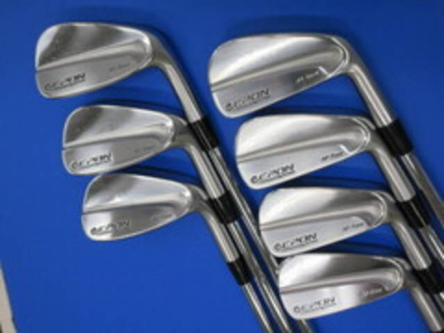 中古ゴルフ EPON アイアンセットの写真