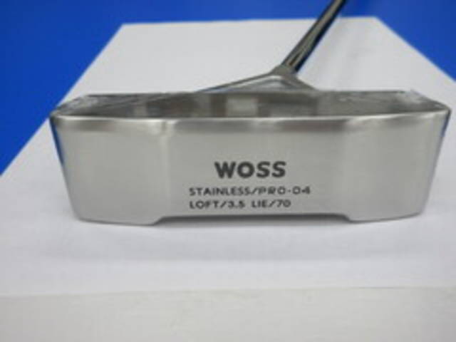 中古ゴルフ WOSS パターの写真