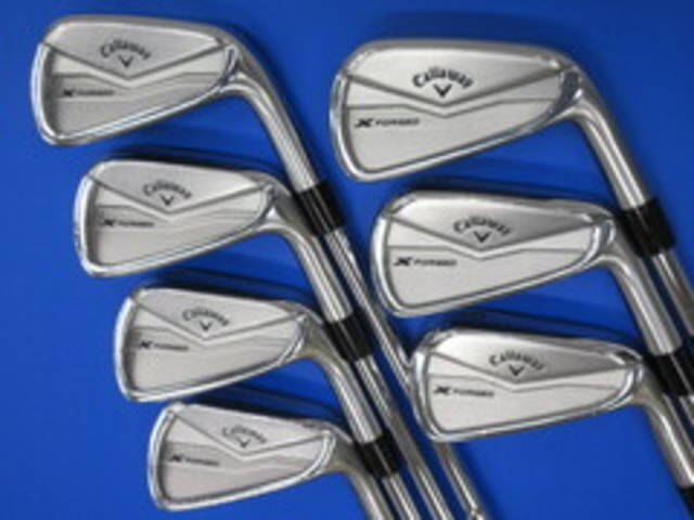 中古ゴルフ Callaway アイアンセットの写真