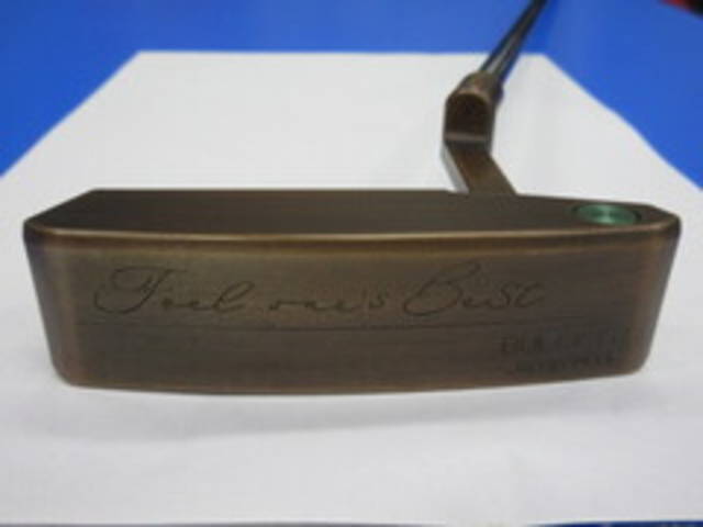 中古ゴルフ リアライズ パターの写真