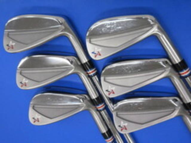 中古ゴルフ ARTISAN GOLF アイアンセットの写真