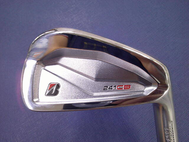 中古ゴルフ BRIDGESTONE 241CB  6本の写真