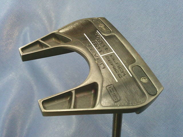 中古ゴルフ WHITE HOT BLACK SERIES SEVEN CSの写真