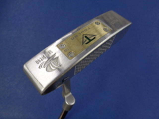 中古ゴルフ TOULON DESIGN パターの写真