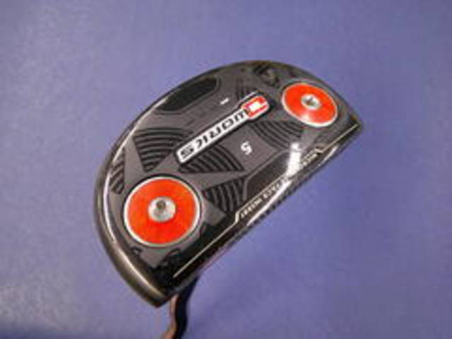 中古ゴルフ ODYSSEY パターの写真