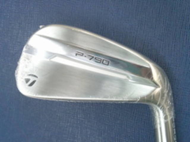 中古ゴルフ TaylorMade アイアンセットの写真