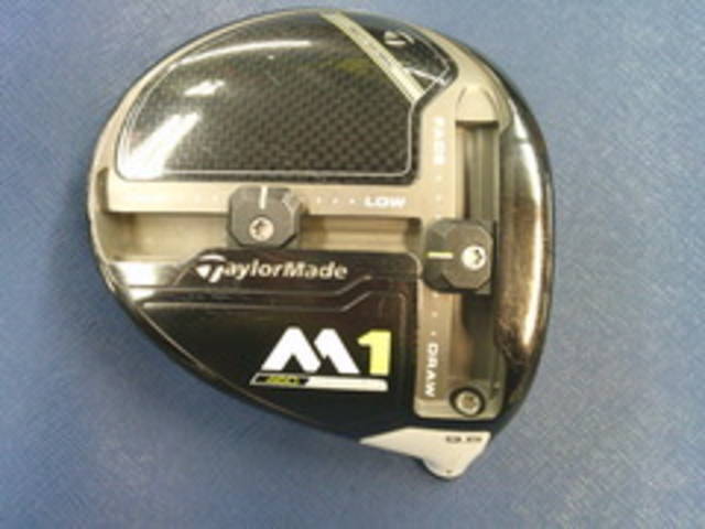 中古ゴルフ TaylorMade ドライバーの写真