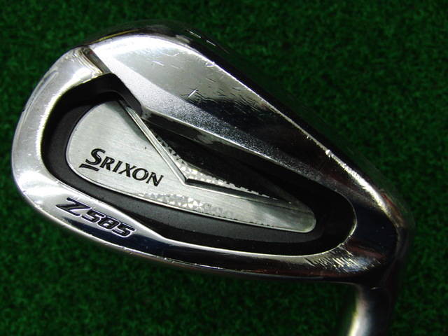 中古ゴルフ SRIXON Z585 AWの写真