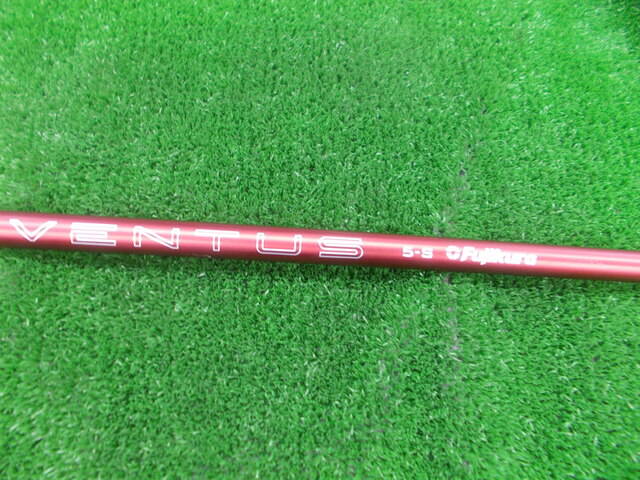 中古ゴルフ (Ｓ) VENTUS RED 2024 VeloCore+ 5 (テーラーメイド用スリーブ)の写真