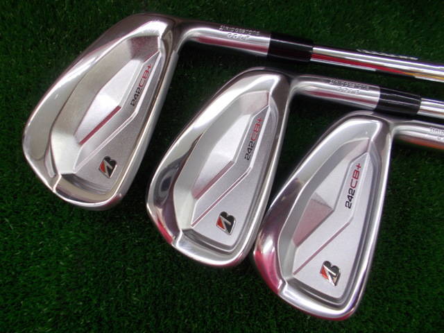 中古ゴルフ BRIDGESTONE 242CB+  6本の写真