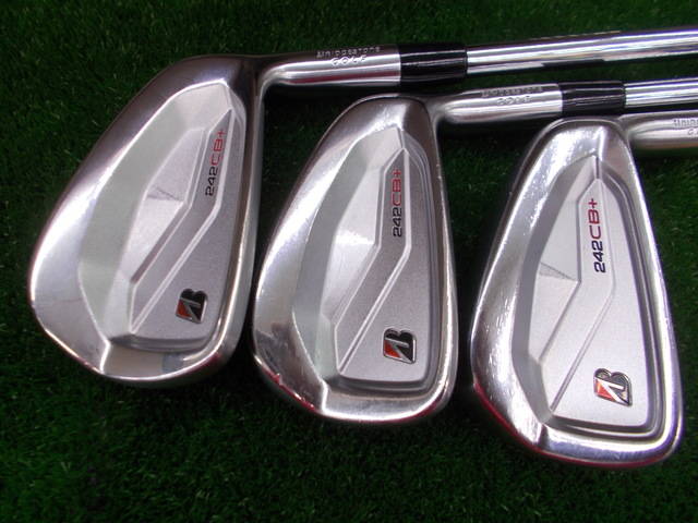 中古ゴルフ BRIDGESTONE 242CB+  6本の写真
