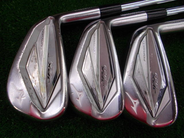 中古ゴルフ JPX 923 FORGED  6本の写真