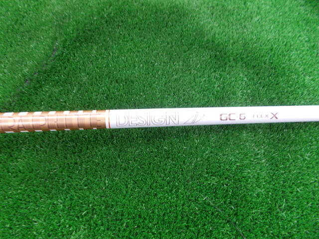 中古ゴルフ (Ｘ) TOUR AD GC-6 (テーラーメイド用スリーブ)の写真