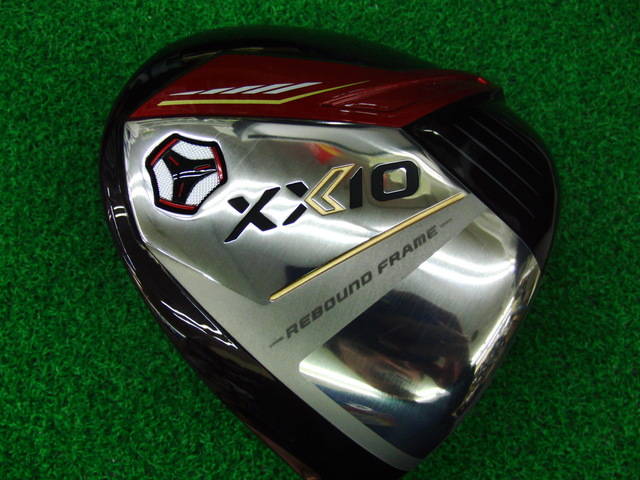 中古ゴルフ XXIO (2024) レッド 10.5°の写真