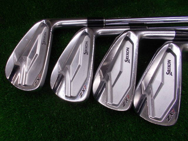 中古ゴルフ SRIXON ZX7  7本の写真