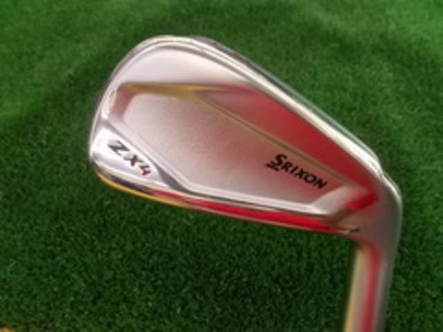 中古ゴルフ DUNLOP アイアンセットの写真