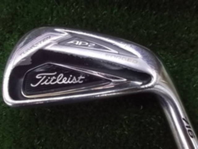 中古ゴルフ Titleist アイアンセットの写真