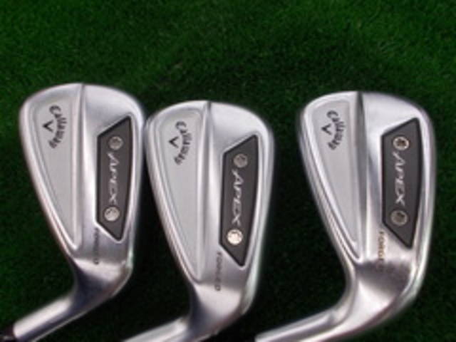 中古ゴルフ Callaway アイアンセットの写真