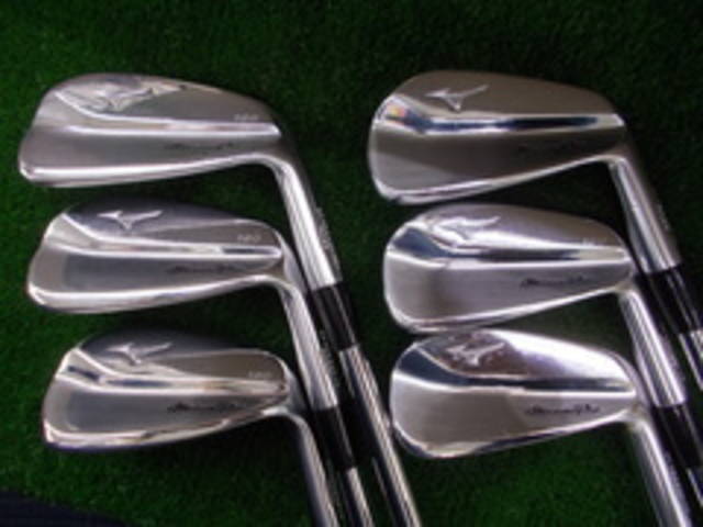 中古ゴルフ Mizuno アイアンセットの写真