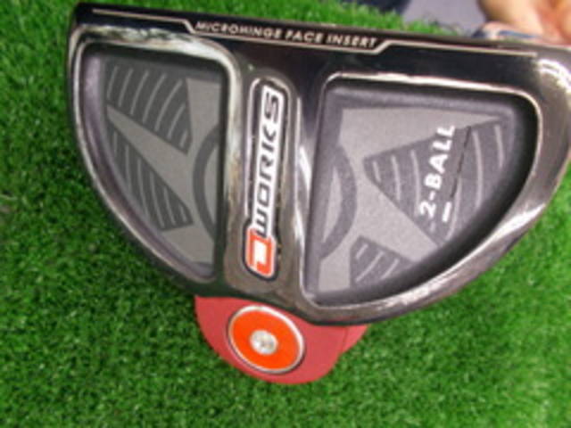 中古ゴルフ ODYSSEY パターの写真