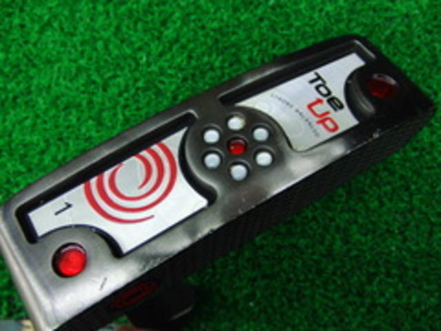 中古ゴルフ ODYSSEY パターの写真