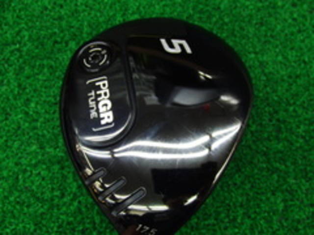 中古ゴルフ PRGR ドライバーの写真