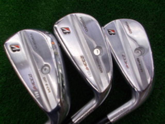 中古ゴルフ BRIDGESTONE アイアンセットの写真