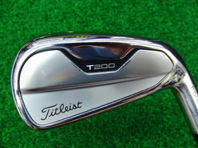中古ゴルフ Titleist ユーティリティの写真