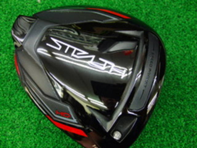 中古ゴルフ TaylorMade ドライバーの写真