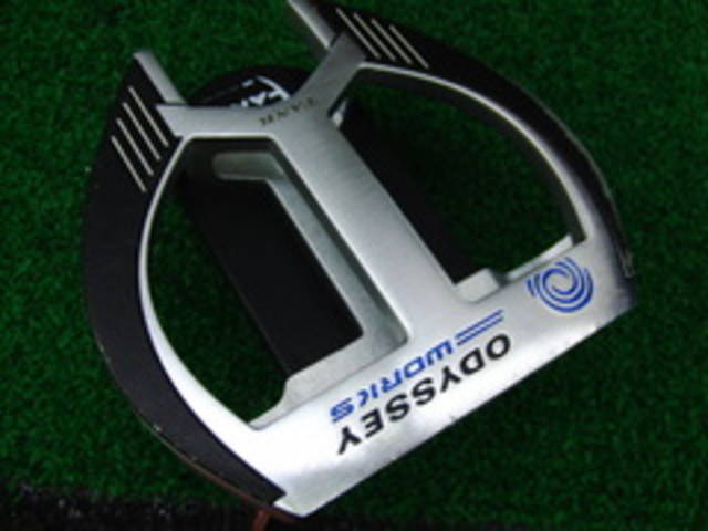 中古ゴルフ ODYSSEY パターの写真