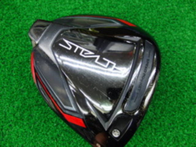 中古ゴルフ TaylorMade ドライバーの写真