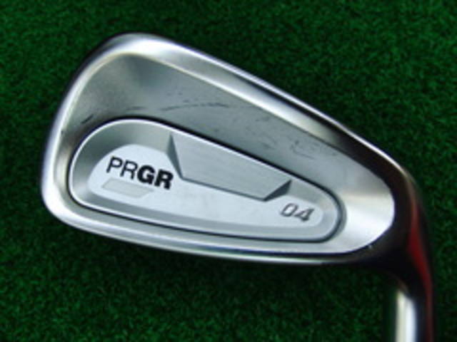 中古ゴルフ PRGR アイアンセットの写真