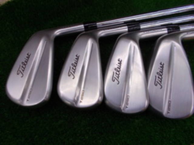 中古ゴルフ Titleist アイアンセットの写真