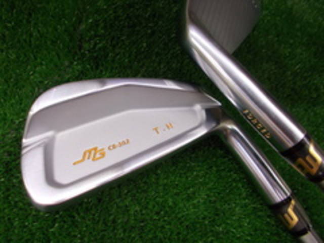 中古ゴルフ CB-302  7本