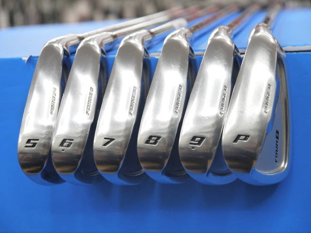 中古ゴルフ TOUR B X-CB  6本の写真