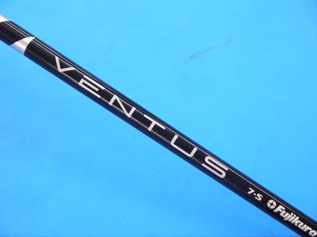 中古ゴルフ (Ｓ) VENTUS BLACK (VeloCore) 7 (テーラーメイド用スリーブ)の写真