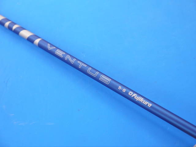 中古ゴルフ (Ｓ) VENTUS BLUE 2024 VeloCore+ 5 (テーラーメイド用スリーブ)の写真