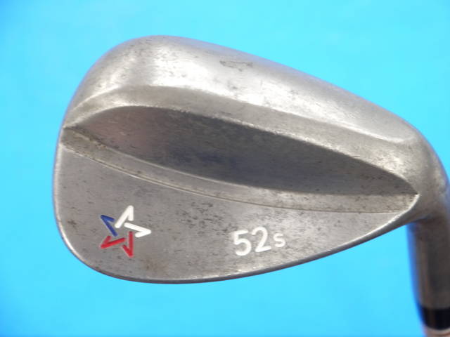 中古ゴルフ ARTISAN WEDGE ノーメッキ 52Sの写真