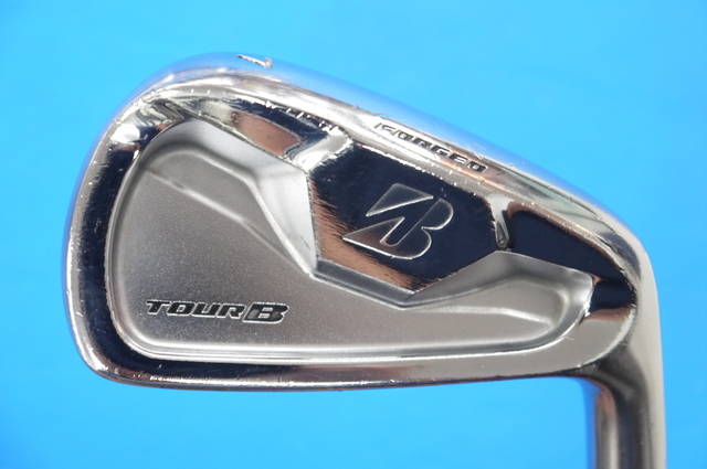 中古ゴルフ TOUR B X-CB  6本の写真