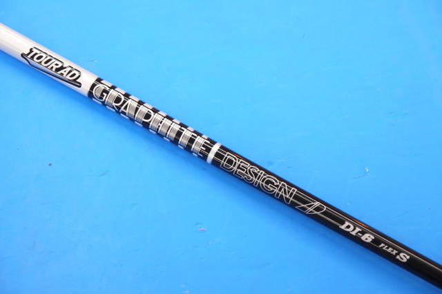中古ゴルフ (Ｓ) TOUR AD DI-6 Newコスメ(ブラック) (PING用スリーブ)の写真