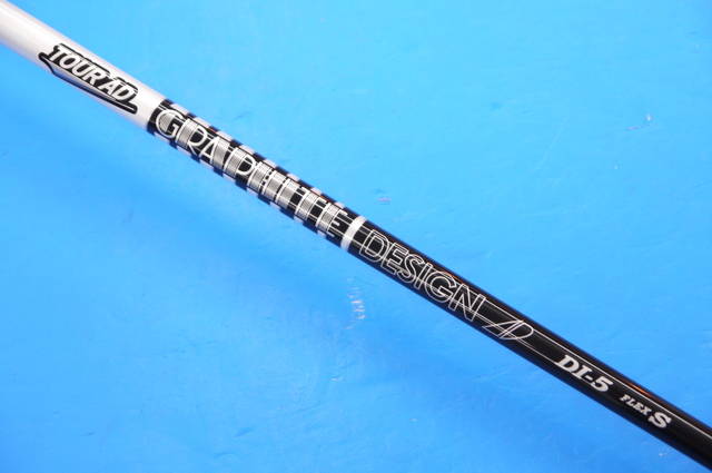 中古ゴルフ (Ｓ) TOUR AD DI-5 Newコスメ(ブラック) (テーラーメイド用スリーブ)の写真