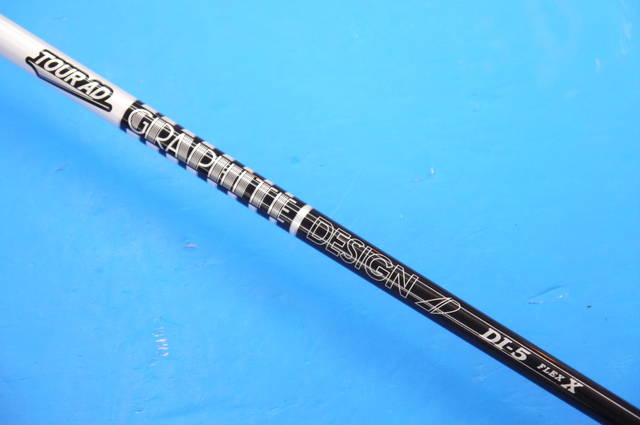 中古ゴルフ (Ｘ) TOUR AD DI-5 Newコスメ(ブラック) (タイトリスト用スリーブ)の写真