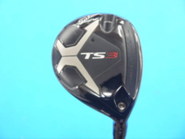 中古ゴルフ Titleist ドライバーの写真