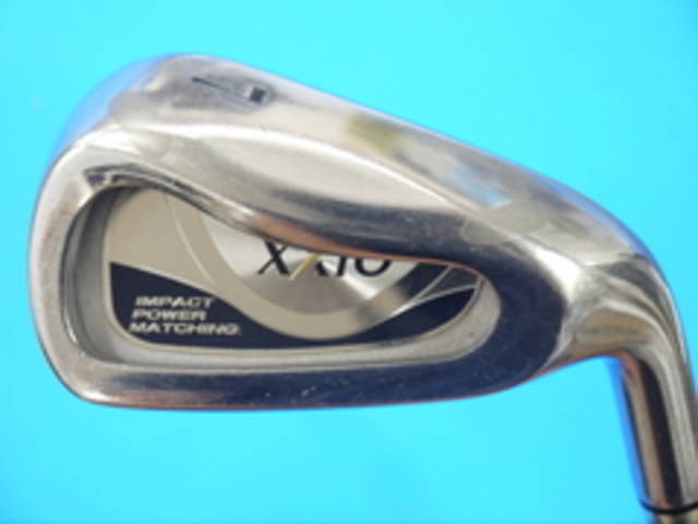 中古ゴルフ DUNLOP ドライバーの写真